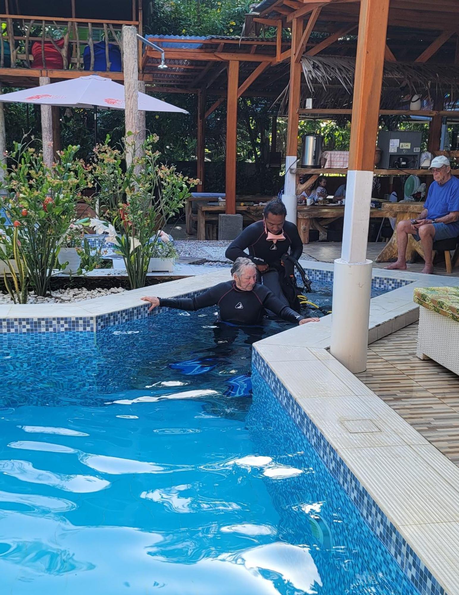 Bunaken Villa Queen'S Dive Manado Kültér fotó